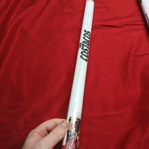 Costa White and Black Decorative Wrap